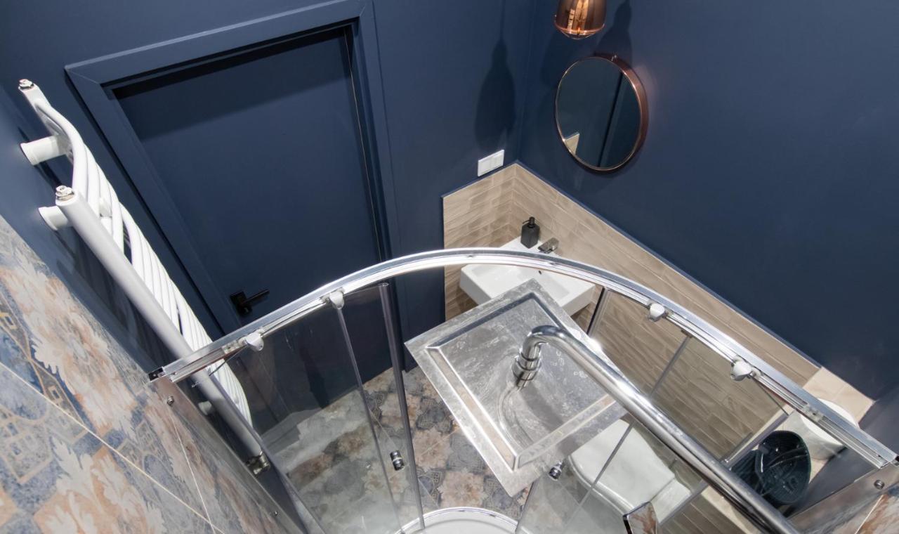 Barbacan Suites - Old Town Apartments - By Upstairs Cracóvia Exterior foto
